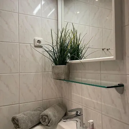 Luv-und-lee-apartment-55-strandloft *